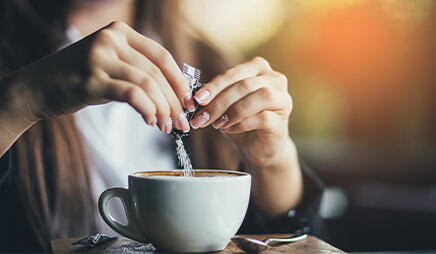 The Effect of Regular Consumption of Four Low-or No-Calorie Sweeteners on Glycemic Response in Healthy Women: A Randomized Controlled Trial